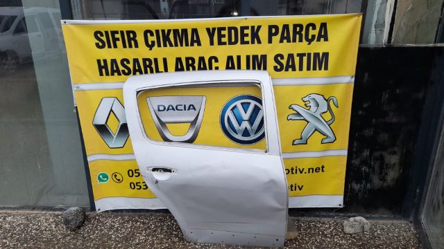 DACİA SANDERO SAG ARKA KAPI DACİA SANDERO ÇİKMA PARÇA