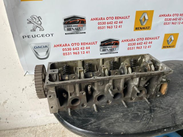 RENAULT CLİO 1.4 8 VALF MOTOR ÜST KAPAGI