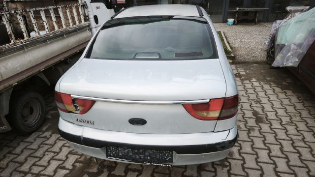 renault megane 1 arka bagaj kapagı renault megane 1 çikma parçacı ankara