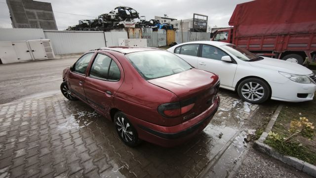 renault megane 1 sag arka kapı renault megane yedek parça ankara